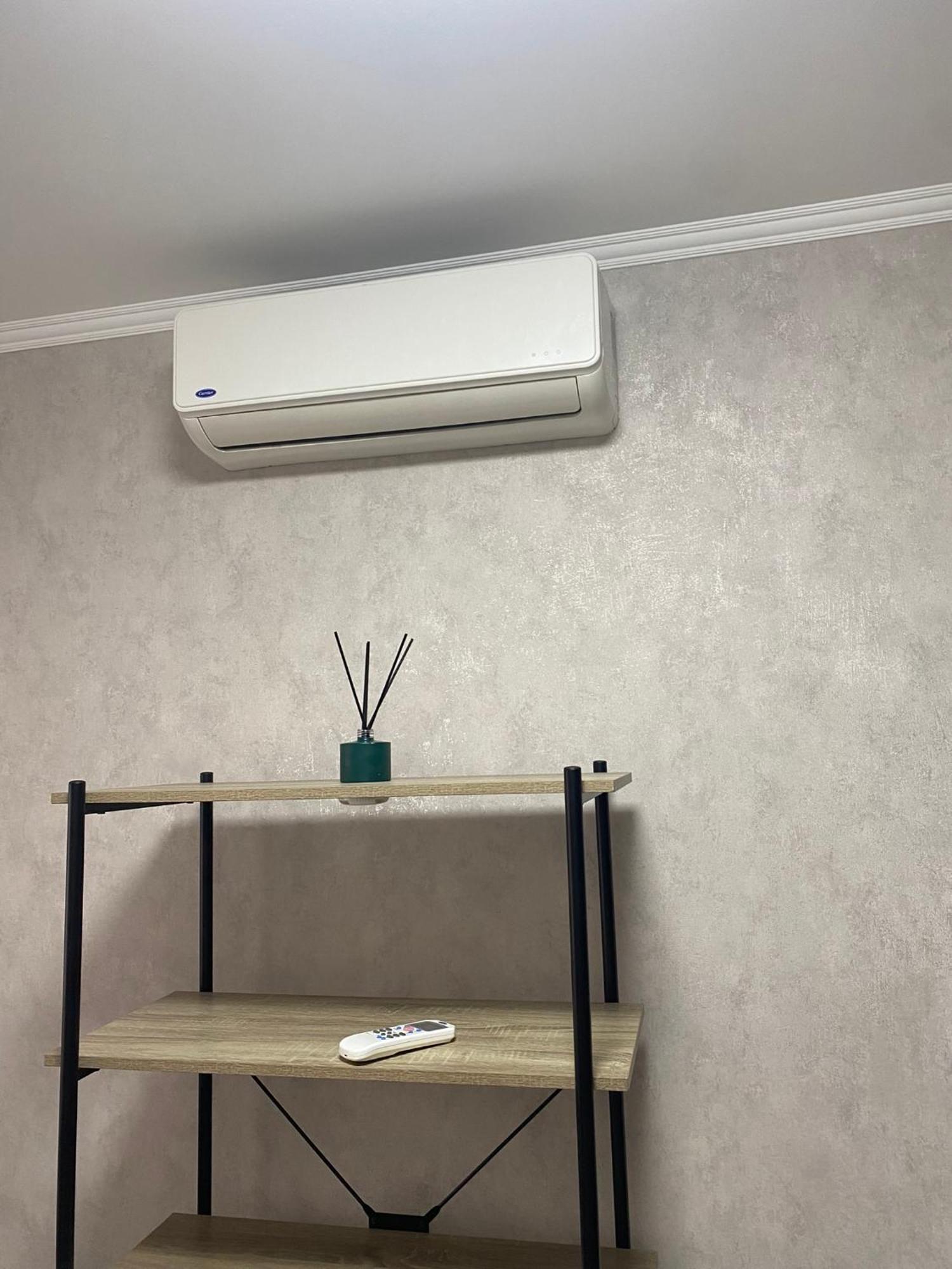 Apartament Str Grenoble キシナウ エクステリア 写真